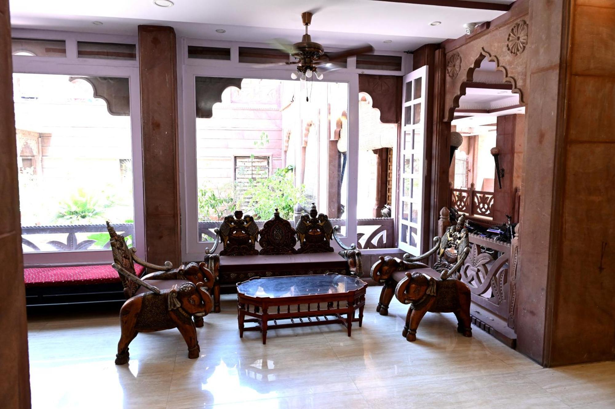 Om Heritage Haveli Τζοντχπούρ Εξωτερικό φωτογραφία