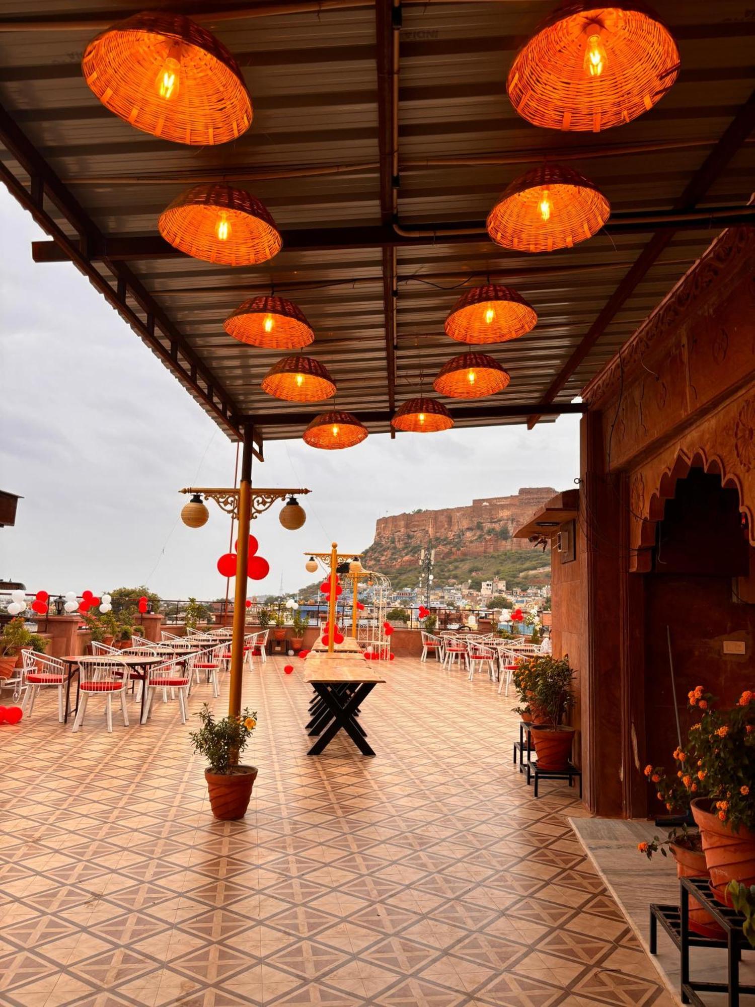 Om Heritage Haveli Τζοντχπούρ Εξωτερικό φωτογραφία